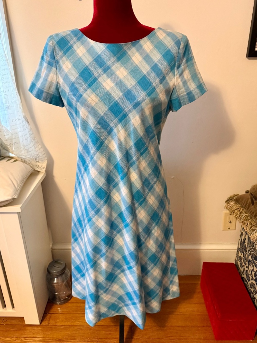 Talbots Blue White Short Sleeve fully lined Dress Size 10